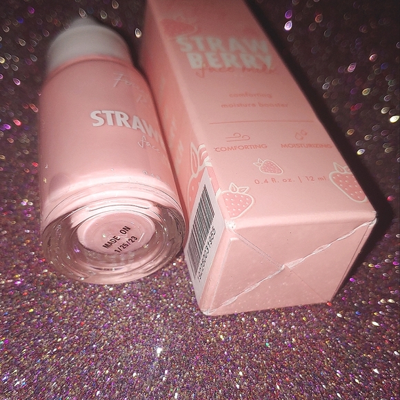 Strawberry Face Milk Moisturizer Fourth Ray Beauty Colourpop - Picture 4 of 5